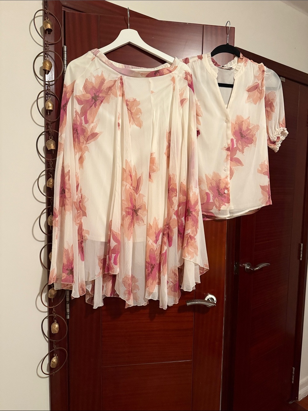 Romantic Floral 2-Piece Set | Nine West Blouse & Flowing Skirt | Ivory Pink